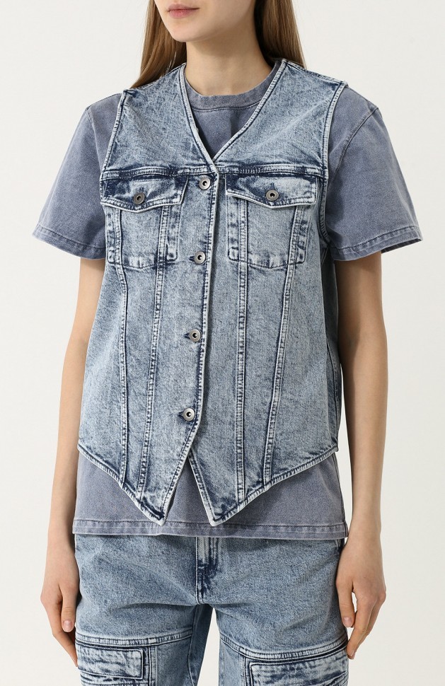 Джинсовый жилет с потертостями