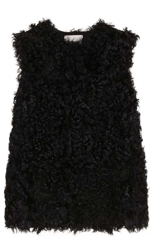 Жилет из меха ягненка с вышивкой бисером